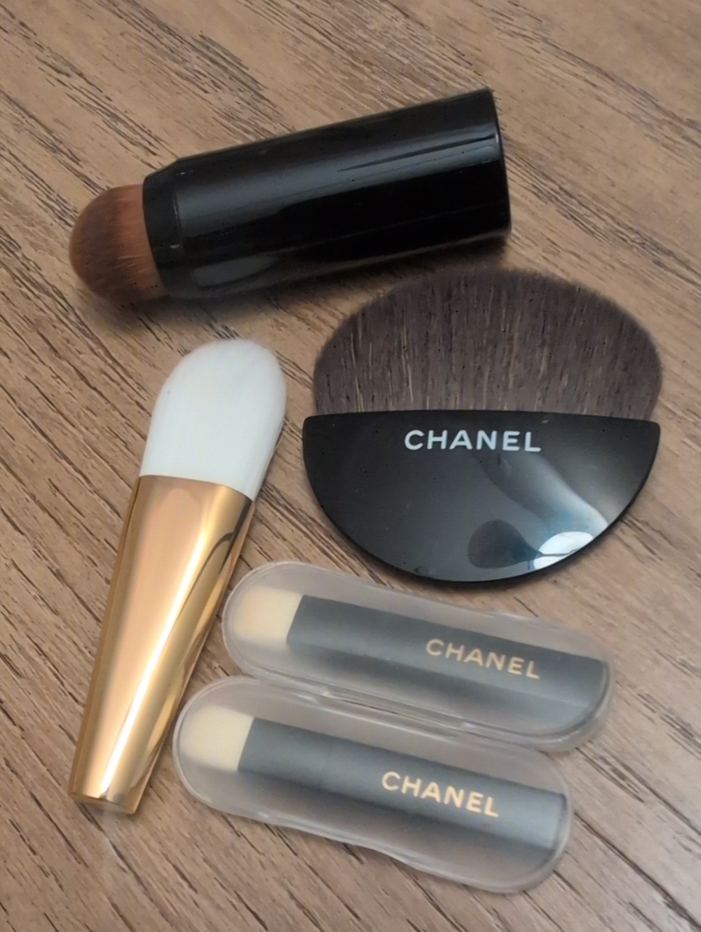 CHANEL Black and Gold Mini Makeup Brush Set Travel